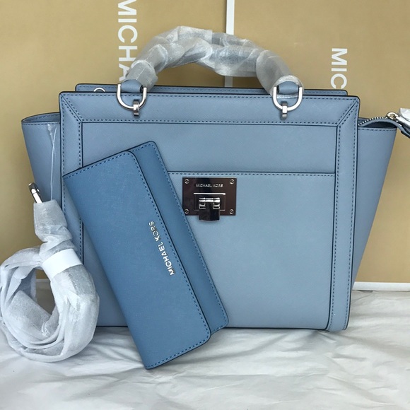 Michael Kors Handbags - 🌸🌹mk Satchel set/crossbody/Tina bag & wallet